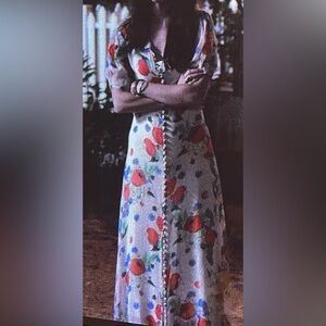 ISO: looking for the brand of this dress!